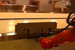 KUKA机器人与CIDAN折边机的完美加工过程